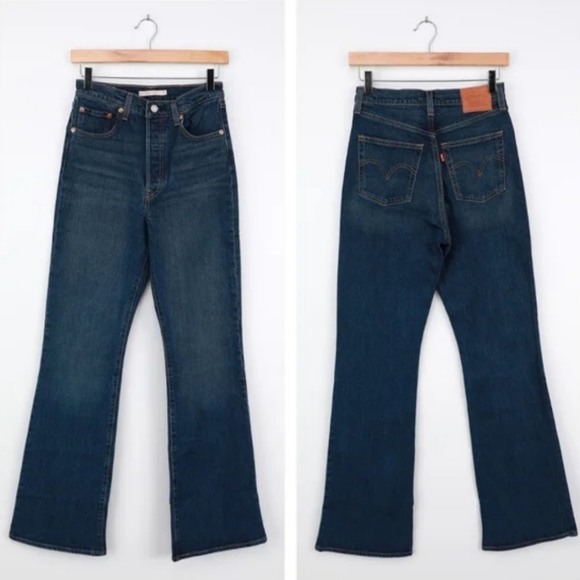 Levi's Ribcage High Rise Bootcut Jeans - Picture 15 of 16